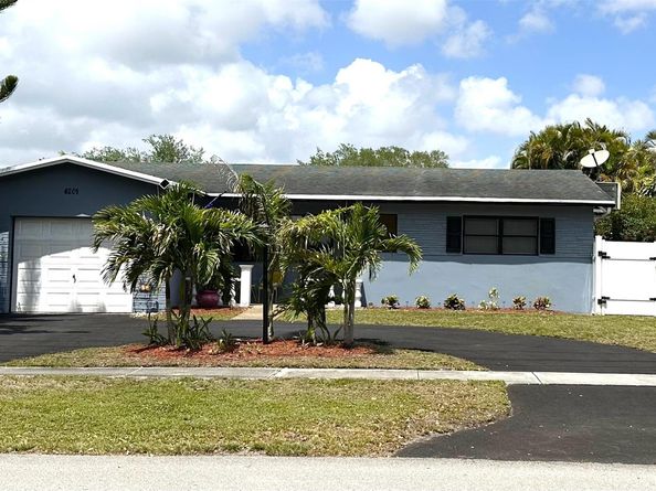 4201 Thomas St, Hollywood FL 33021