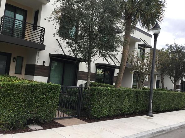 3748 Lambert Avenue, West Palm Beach FL 33405