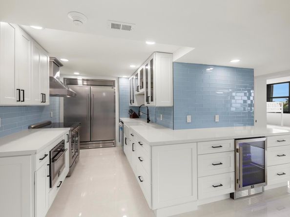 5600 N Flagler Drive 207, West Palm Beach FL 33407