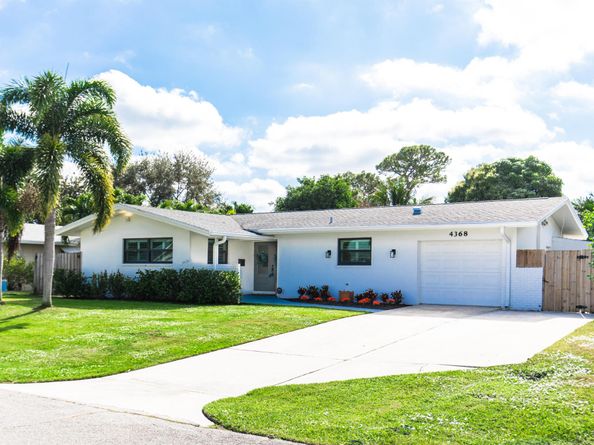 4368 Fuschia Circle N, Palm Beach Gardens FL 33410