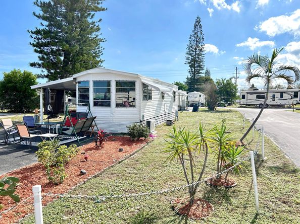 875 NE 48 Th 352, Pompano Beach FL 33064