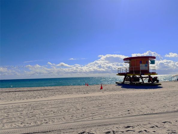 6061 Collins Avenue 12D, Miami Beach FL 33140