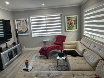 669 W Oakland Park Boulevard