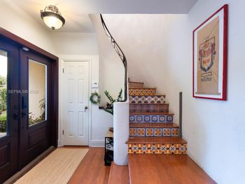 360 SW 28th Road