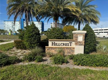 3800 Hillcrest Dr 1222