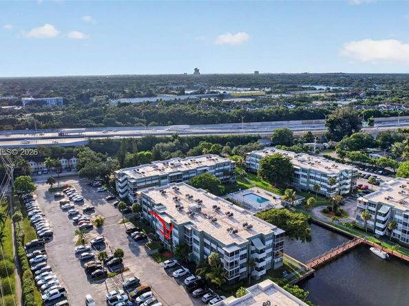 2761 Taft Street 212, Hollywood FL 33020