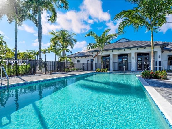 4941 Peacock Way 5838, Dania Beach FL 33312