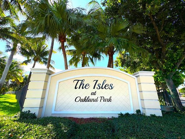 Undisclosed Address #FX-10491870, Oakland Park FL 33309