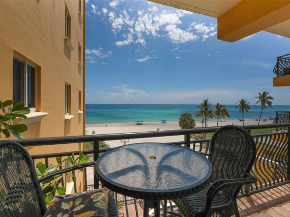 1815 N Surf Rd 403, Hollywood FL 33019