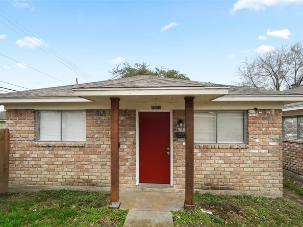 904 Ellena Road 16, Houston TX 77076