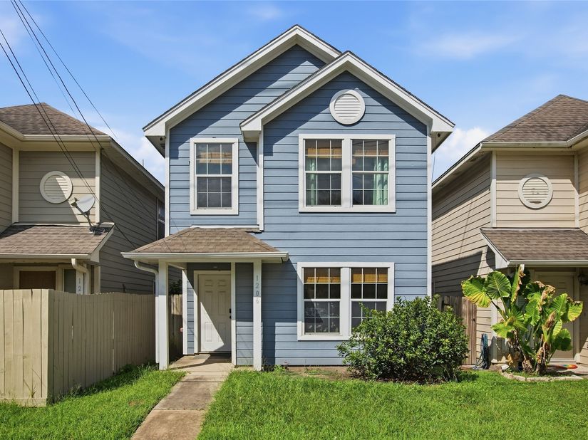 1206 Cleveland Street, Houston TX 77019