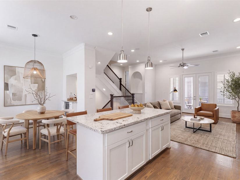 2239 Chenevert Street, Houston TX 77003