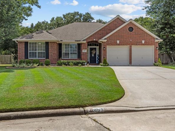 2015 E Trail Water Court, Houston TX 77339