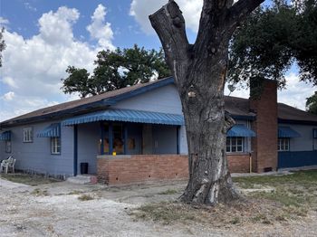 7805 Almeda Genoa Road