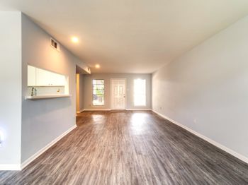 7916 Grow Lane