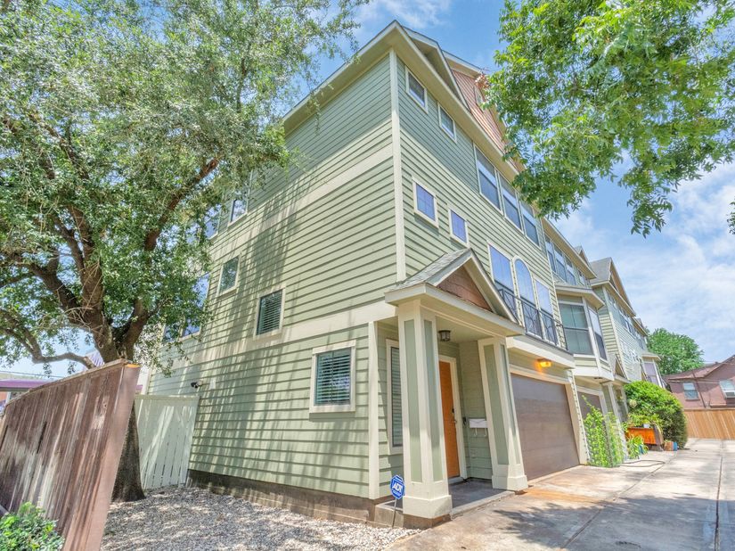 2003 Wichita Street, Houston TX 77004