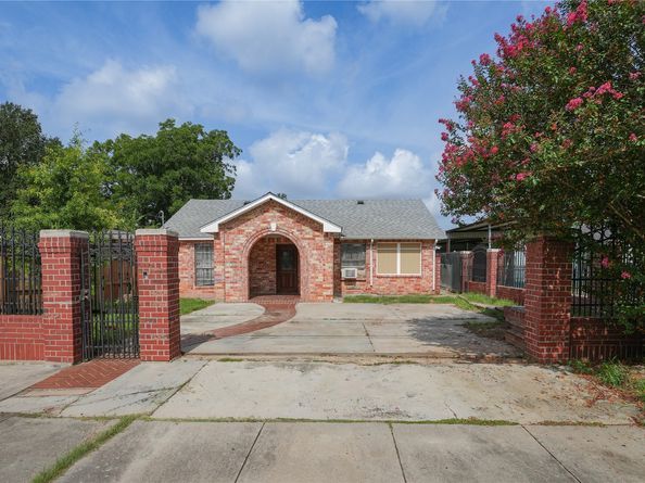 7613 Appleton Street, Houston TX 77022