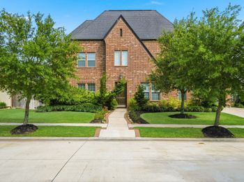 5735 Genoa Springs Lane