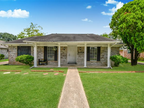 12503 Millbanks Drive, Houston TX 77031