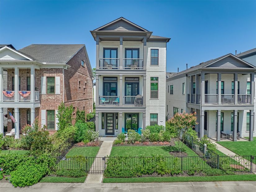35 Amerson Bay Way, The Woodlands TX 77380