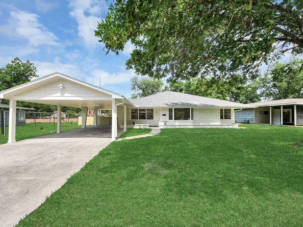 5455 N Crooked Creek Drive, Houston TX 77017