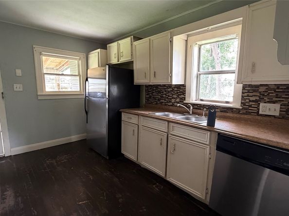 4017 Baden Street, Houston TX 77009