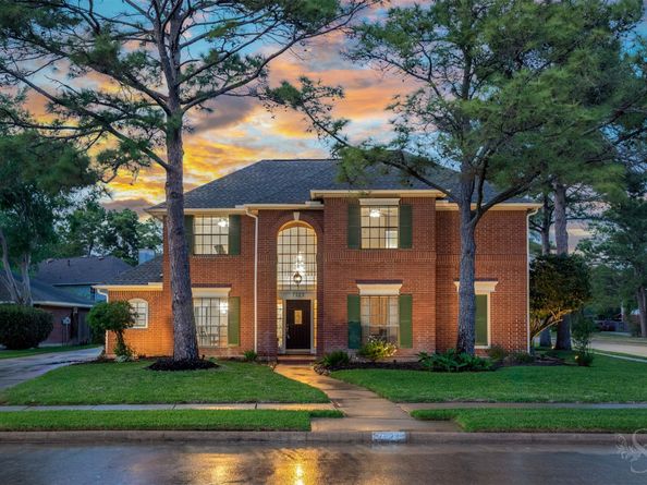 7523 Highland Farms Road, Houston TX 77095