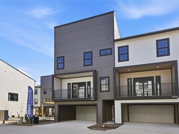 11916 S Hoa Sen Circle