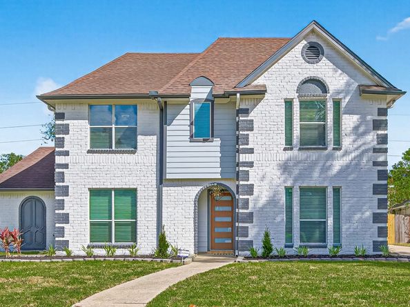 11506 Colonial Trail Drive, Houston TX 77066