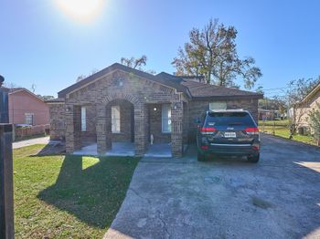 9010 Linda Vista Road