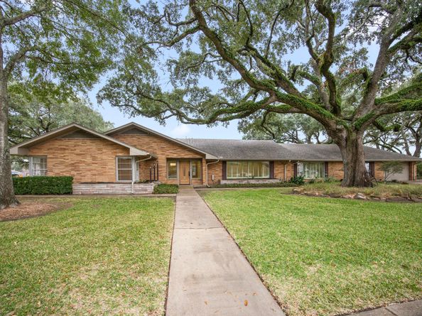 5807 George Bush Drive, Katy TX 77493