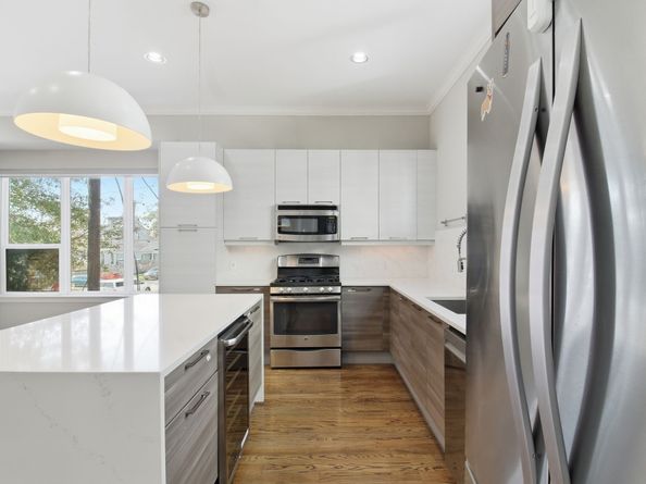 1224 Summer Street, Houston TX 77007