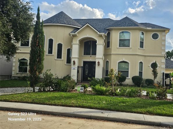 4147 Levonshire Drive, Houston TX 77025