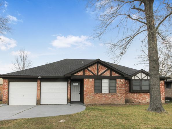 13811 Crosshaven Drive, Houston TX 77015