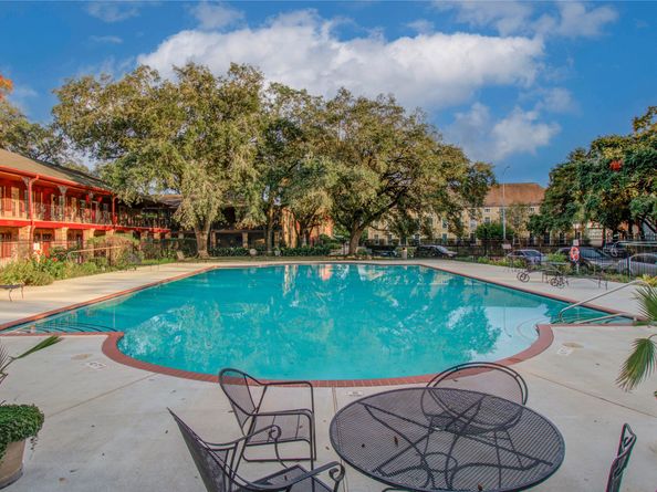 11609 Chimney Rock Road B, Houston TX 77035