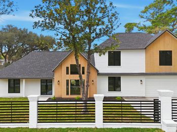 1911 E Allegro Street