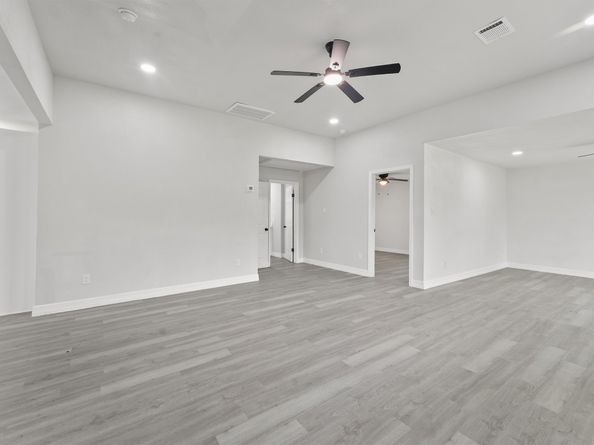 1615 Hiller Street, Houston TX 77015