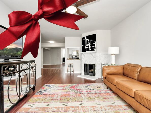 4641 Wild Indigo Street 450, Houston TX 77027