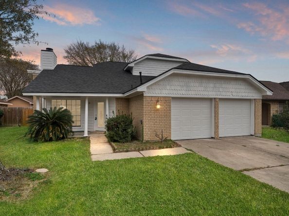 12447 Versailles Drive, Houston TX 77015