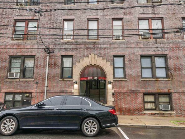 527-29 34th St Union Ct B4, Union City NJ 07087