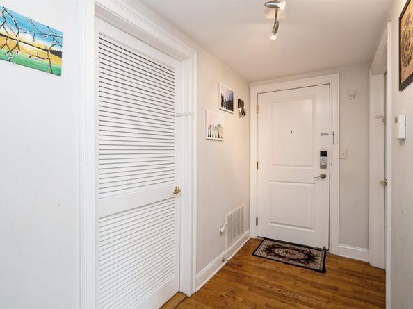 63 Sussex St 7, Jersey City NJ 07302