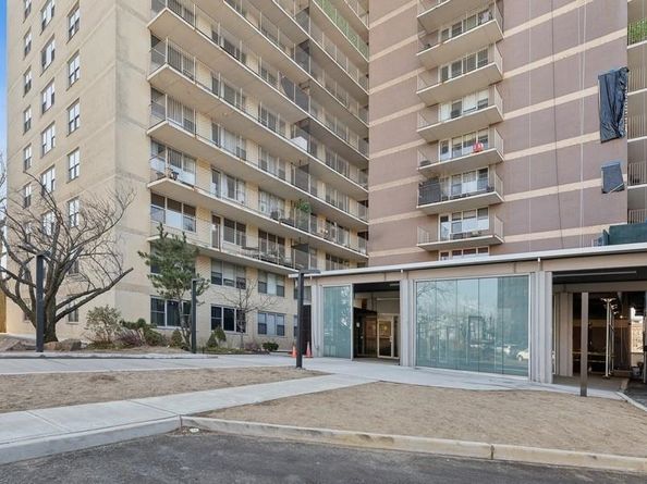 6040 Blvd East 7B, West New York NJ 07093