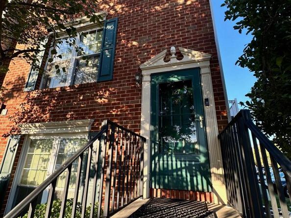 127 Cherry St, Jersey City NJ 07305