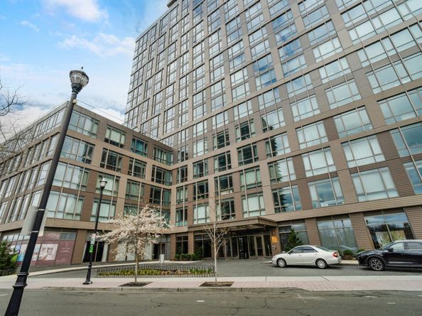 75 Park Lane South 1403, Jersey City NJ 07310
