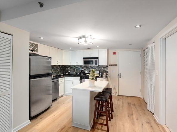 700 1st St 5V, Hoboken NJ 07030