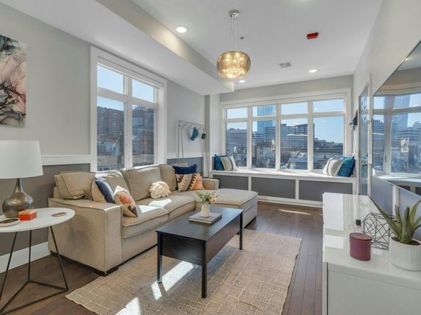 270 St Pauls Ave 4, Jersey City NJ 07306