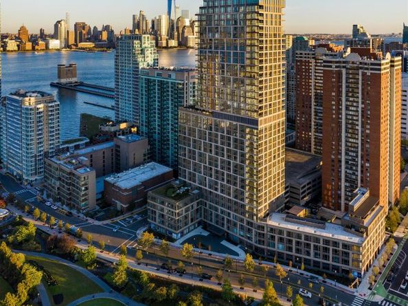 75 Park Lane South 3202, Jersey City NJ 07310