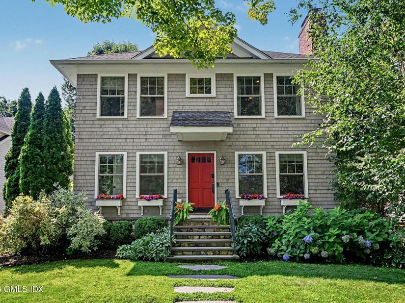 16 Dale Drive, Greenwich CT 06831