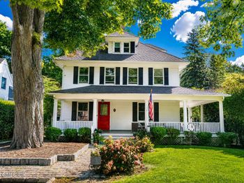 14 Highview Avenue