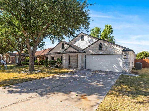 1508 Lochaline LOOP, Pflugerville TX 78660